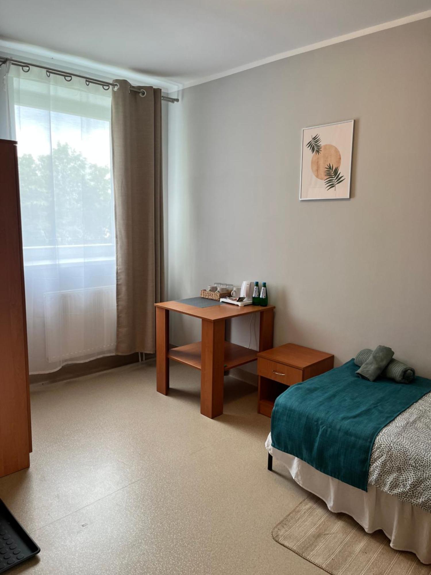 Osrodek Konferencyjno-Wypoczynkowy Hostel Chojna Buitenkant foto